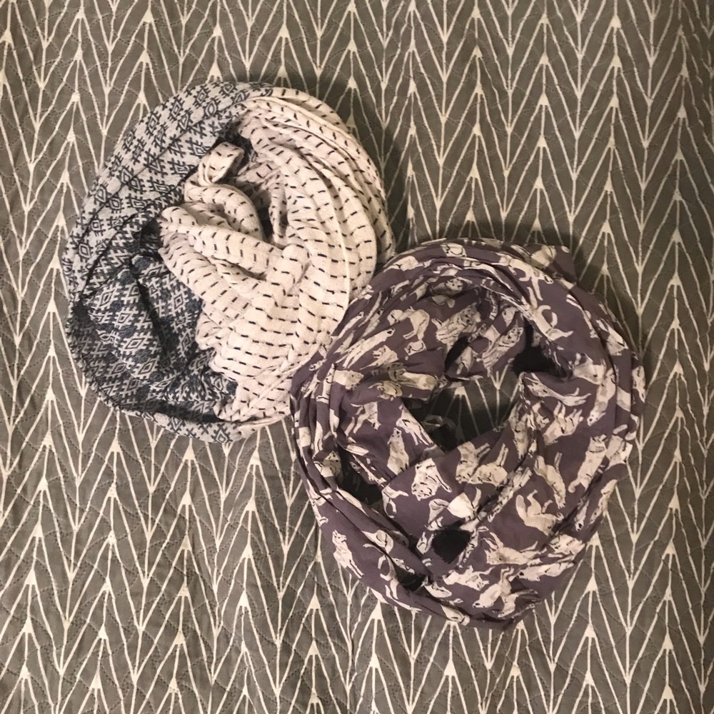 Two LOFt infinity scarves